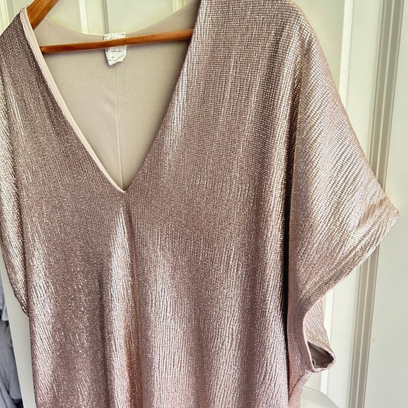 Gold shimmery size M V-Neck Tunic mini dress. So flattering and beautiful - Picture 3 of 10